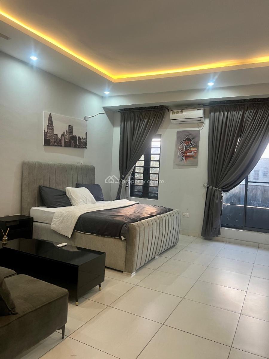 Luxury Two Bedroom Apartment with Excellent Facilities, New Road, Lekki, Lagos, Flat / Apartment for Rent