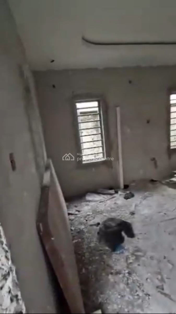 Distress 4 Bedrooms Detached Duplex, 80% Completed, Mobil Road, Ilaje, Ajah, Lagos, House for Sale