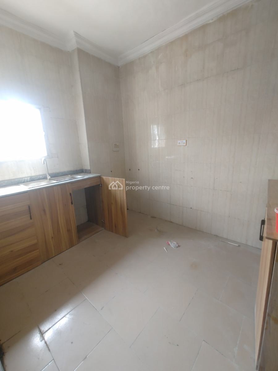 Sharp 2 Bedrooms in a Secured Estate, Olokonla, Ajah, Lagos, Flat / Apartment for Rent