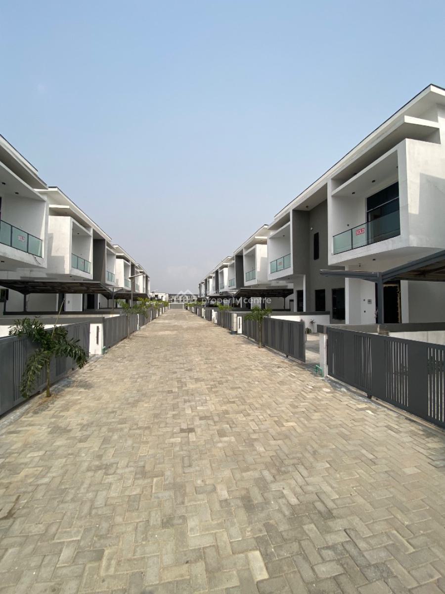 Newly Built 4 Bedroom Duplex in a Mini Estate, Orchid Road, Lekki, Lagos, Semi-detached Duplex for Sale