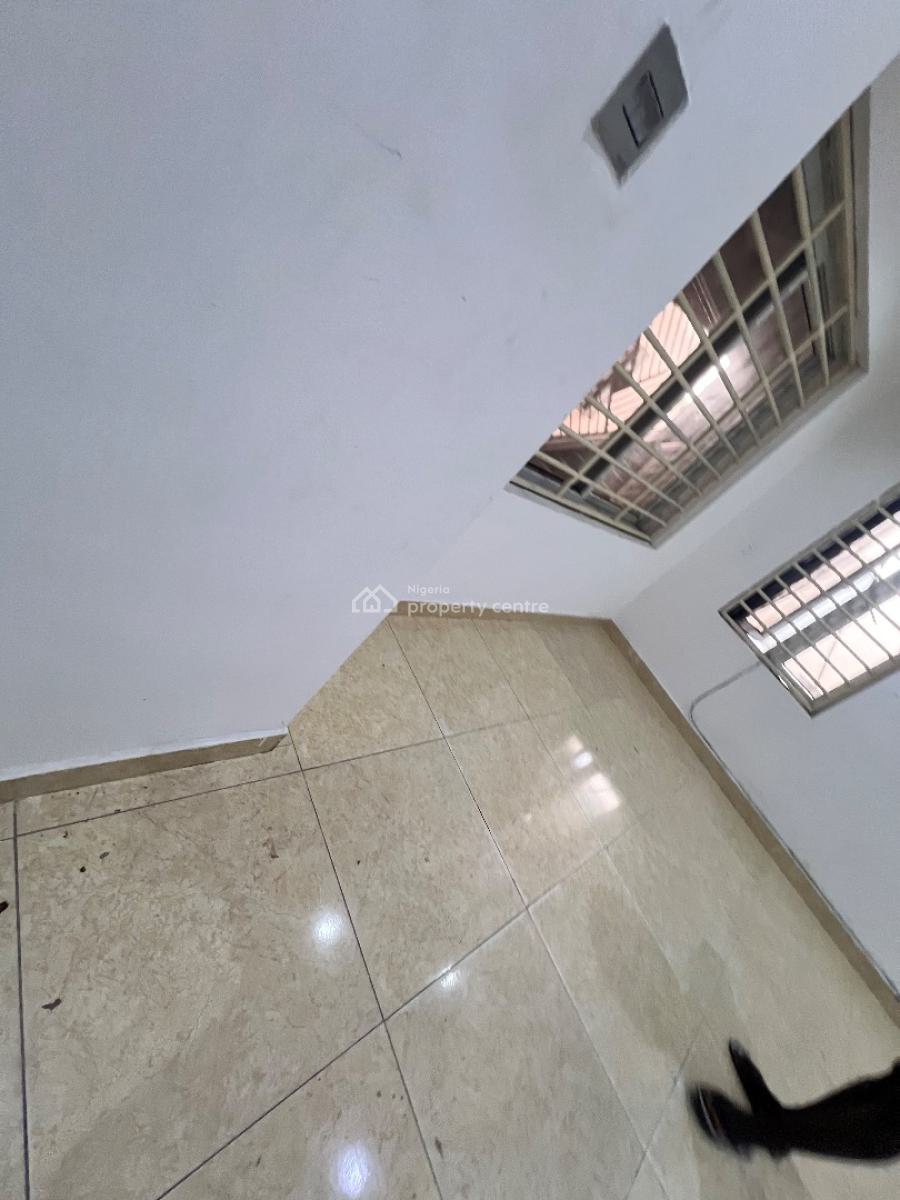 a Standard 2bedroom Flat, Abraham Adesunya Ajah, Lekki Phase 2, Lekki, Lagos, Flat / Apartment for Rent