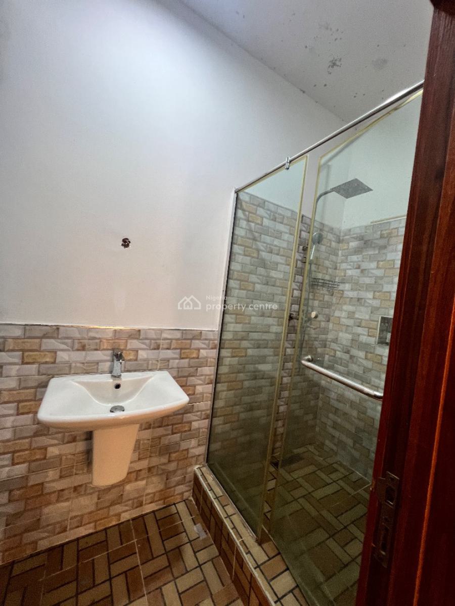 a Standard 2bedroom Flat, Abraham Adesunya Ajah, Lekki Phase 2, Lekki, Lagos, Flat / Apartment for Rent