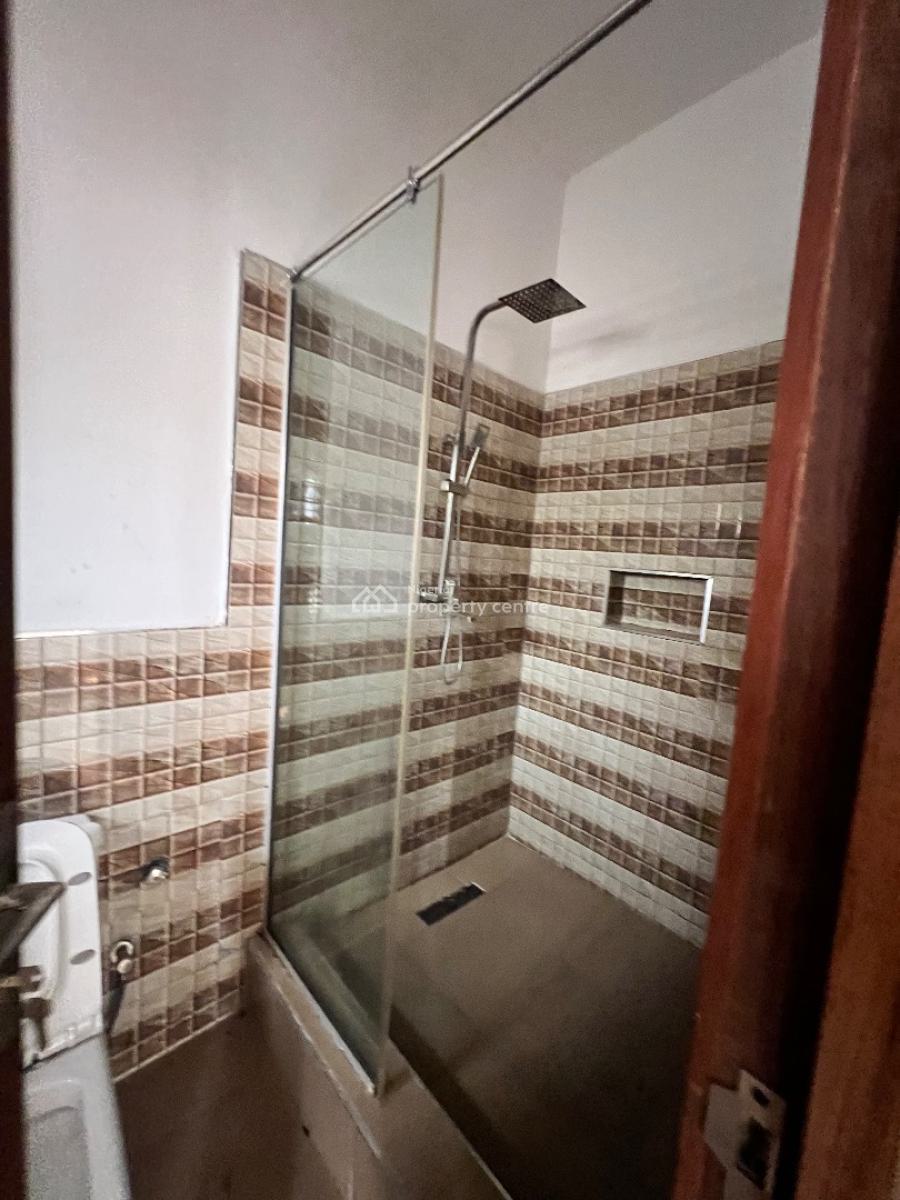 a Standard 2bedroom Flat, Abraham Adesunya Ajah, Lekki Phase 2, Lekki, Lagos, Flat / Apartment for Rent