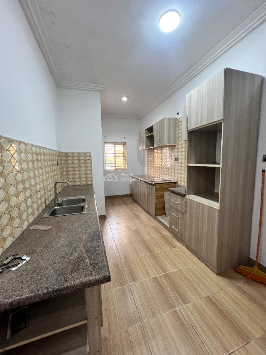 a Standard 2bedroom Flat, Abraham Adesunya Ajah, Lekki Phase 2, Lekki, Lagos, Flat / Apartment for Rent