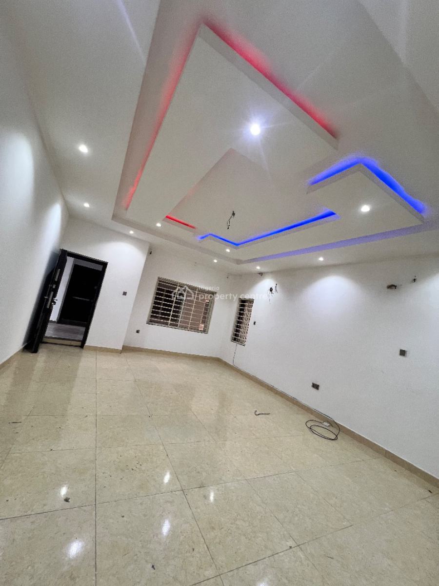 a Standard 2bedroom Flat, Abraham Adesunya Ajah, Lekki Phase 2, Lekki, Lagos, Flat / Apartment for Rent