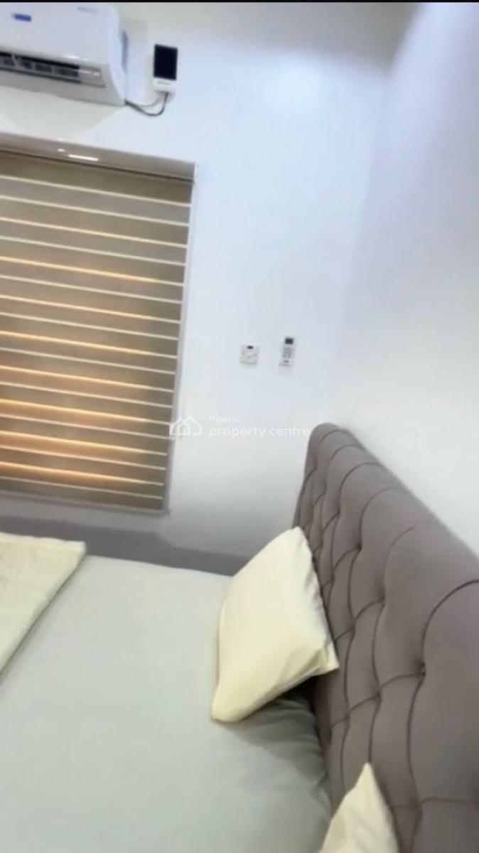 a Fully Furnished Miniflat with Tv, Bed, Chairs, Netflix, Onike, Yaba, Lagos, Mini Flat (room and Parlour) for Rent