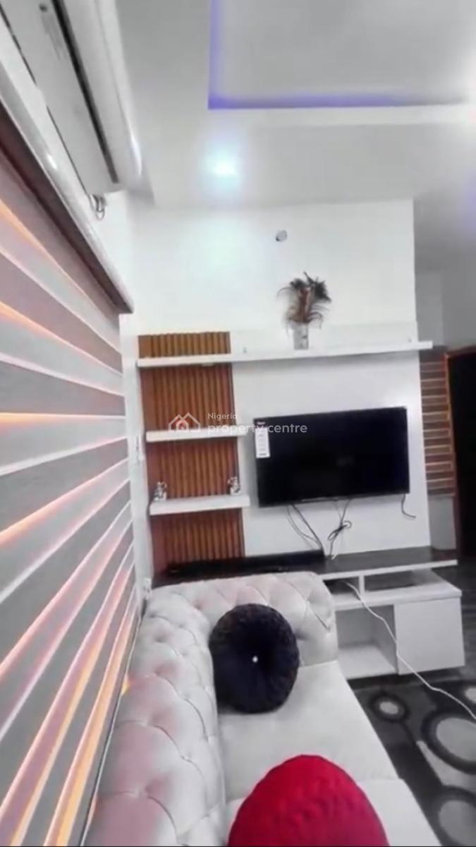 a Fully Furnished Miniflat with Tv, Bed, Chairs, Netflix, Onike, Yaba, Lagos, Mini Flat (room and Parlour) for Rent