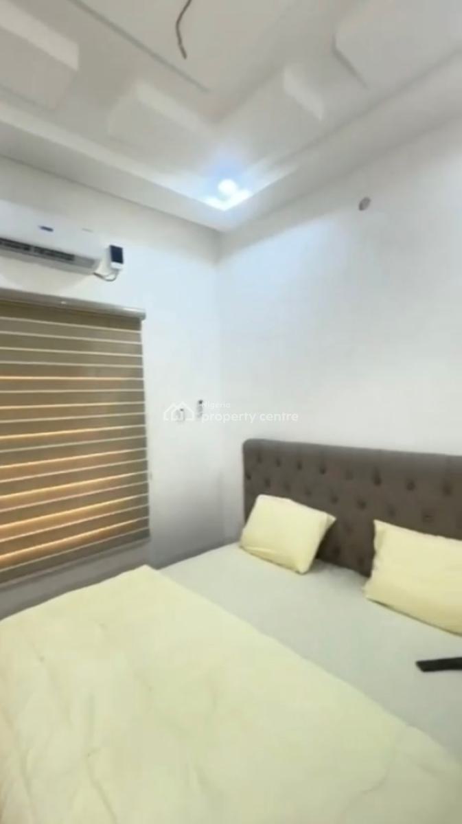 a Fully Furnished Miniflat with Tv, Bed, Chairs, Netflix, Onike, Yaba, Lagos, Mini Flat (room and Parlour) for Rent