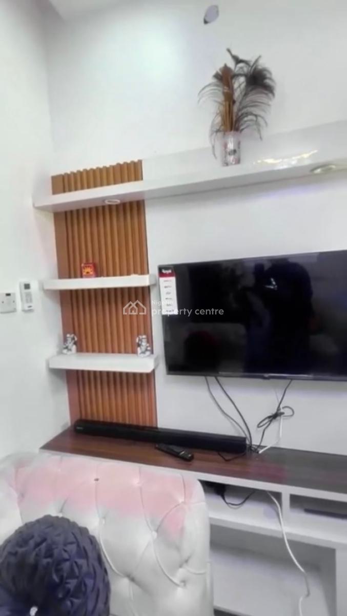 a Fully Furnished Miniflat with Tv, Bed, Chairs, Netflix, Onike, Yaba, Lagos, Mini Flat (room and Parlour) for Rent