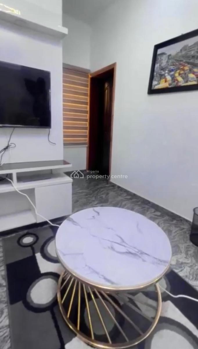 a Fully Furnished Miniflat with Tv, Bed, Chairs, Netflix, Onike, Yaba, Lagos, Mini Flat (room and Parlour) for Rent
