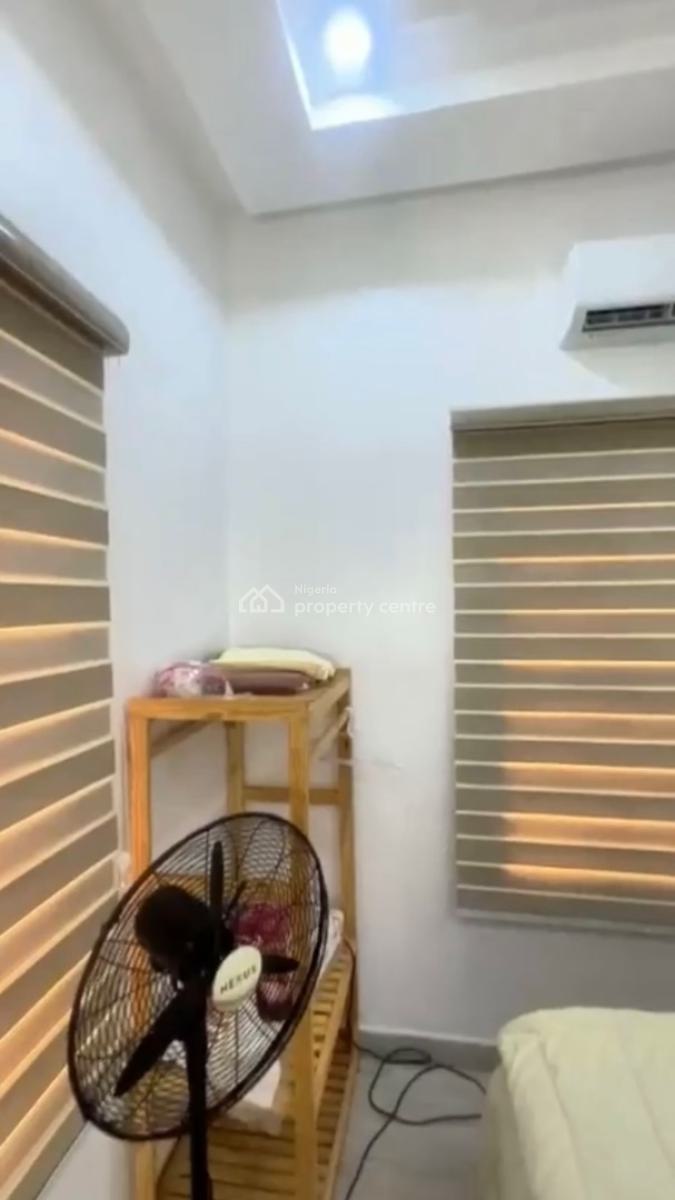 a Fully Furnished Miniflat with Tv, Bed, Chairs, Netflix, Onike, Yaba, Lagos, Mini Flat (room and Parlour) for Rent