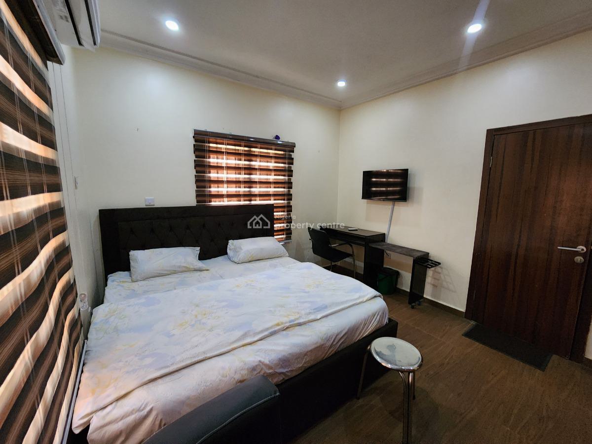 Fully Furnished Luxury 1-bedroom Apartment at Highgate Apartments,wuye, Highgate Apartments, Wuye, Abuja, Mini Flat (room and Parlour) for Rent