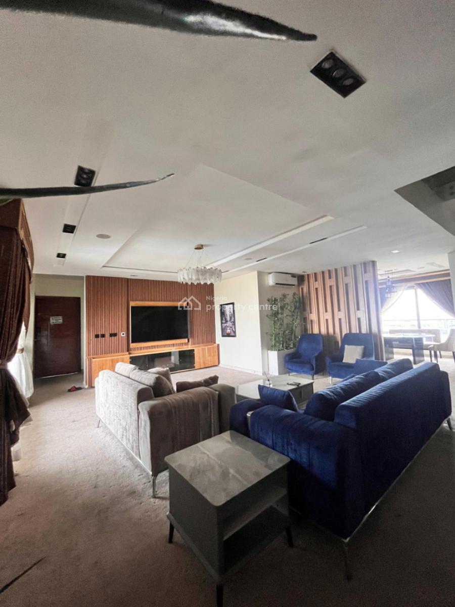 4 Bedroom Penthouse with Pool, Gym & Elevator Available, Lekki Phase 1, Lekki, Lagos, Flat / Apartment for Rent