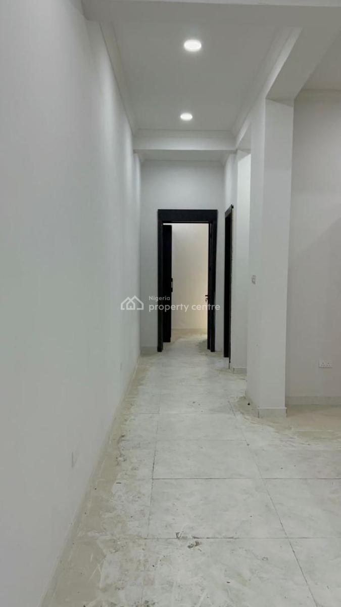 Luxury 2 Bedroom Flat with Excellent Finishes, Behind Blenco Ilasan Road, Ikate Elegushi, Lekki, Lagos, Flat / Apartment for Sale