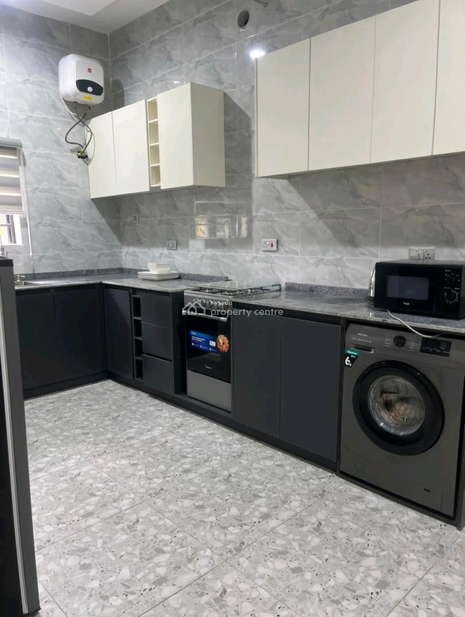 The Presidential Villa, Asokoro District, Abuja, House for Rent