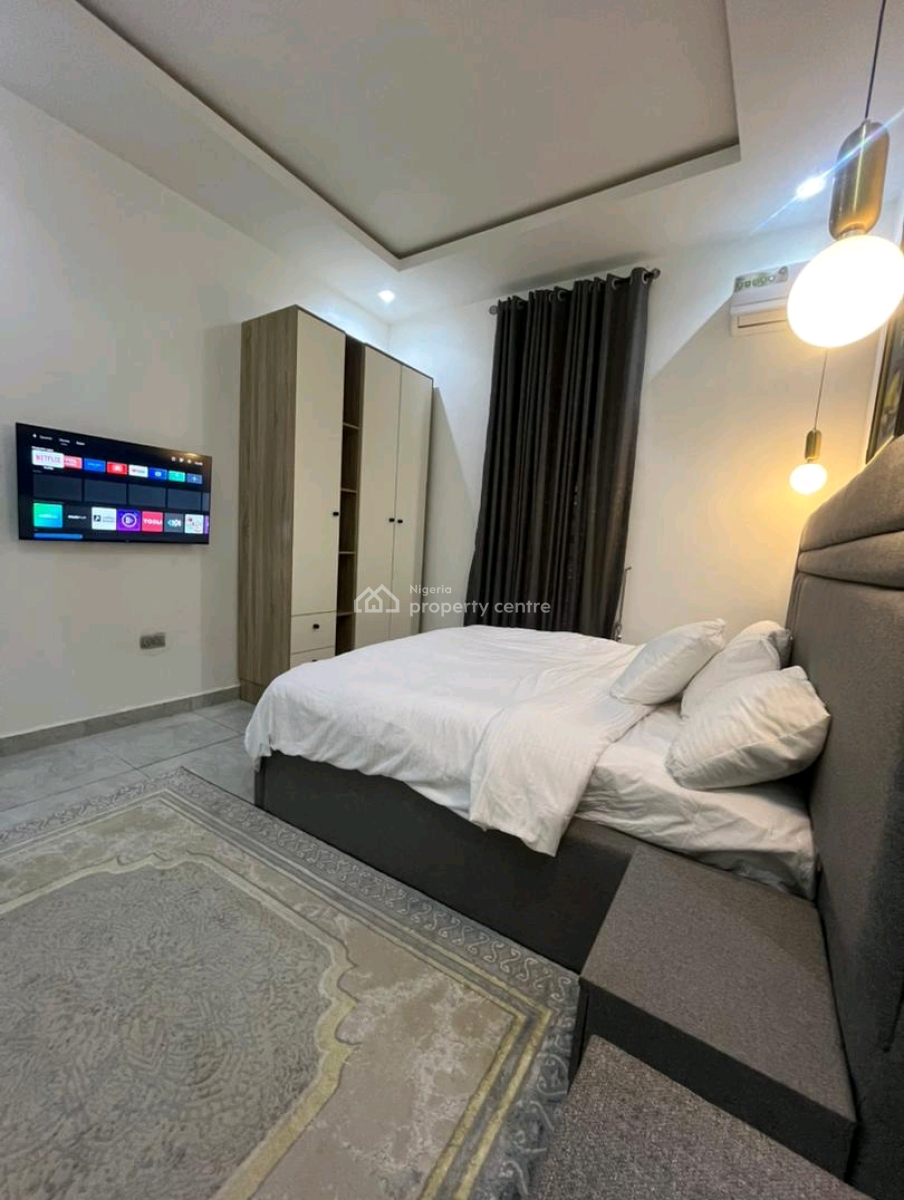 The Presidential Villa, Asokoro District, Abuja, House for Rent