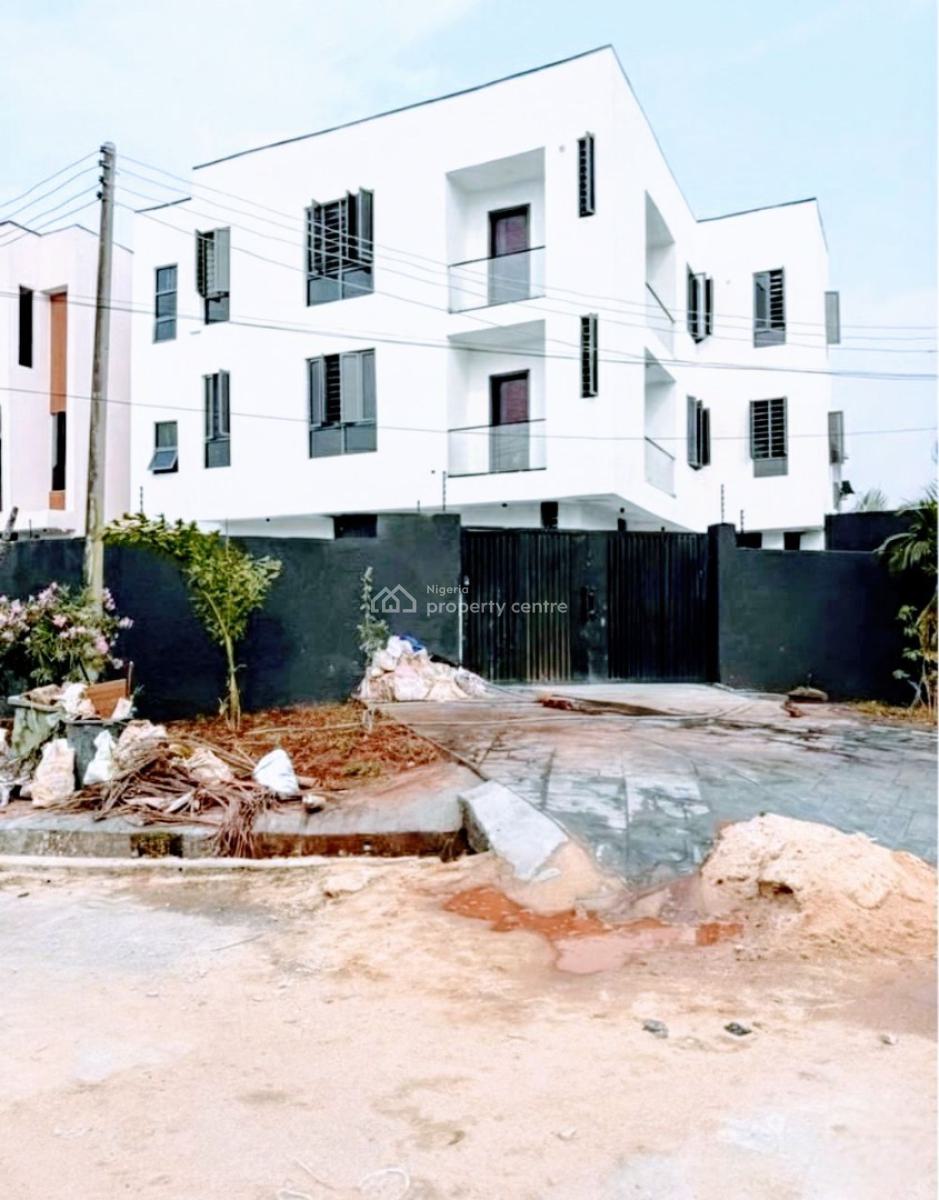 3 Units of Well Maintained 3 Bedrooms Apartment, Lekki Phase 1, Lekki, Lagos, Flat / Apartment for Rent