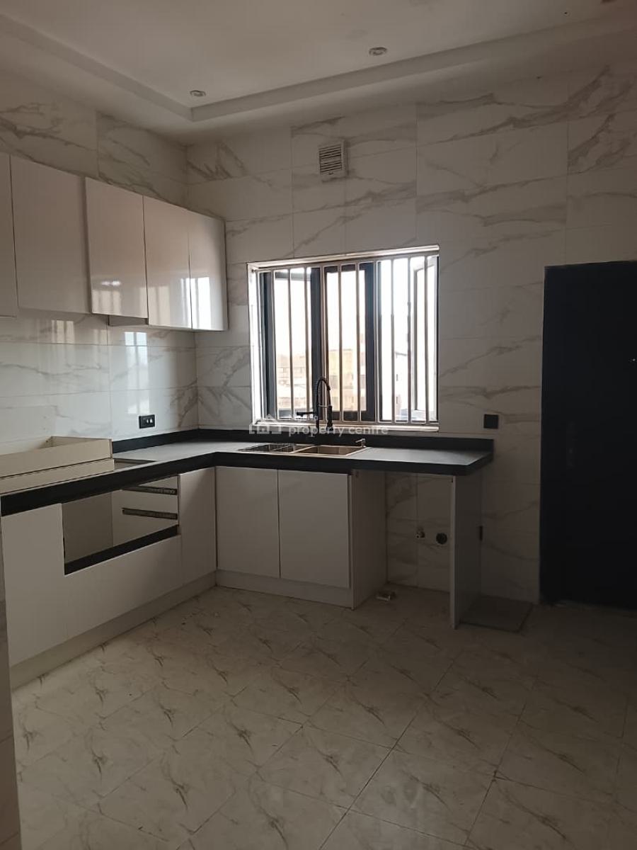2 Unit of  Well Maintained 3-bedroom Apartment with a Gym and a Swimming Pool, Right Hand Side, Lekki Phase 1, Lekki, Lagos, Flat / Apartment for Rent