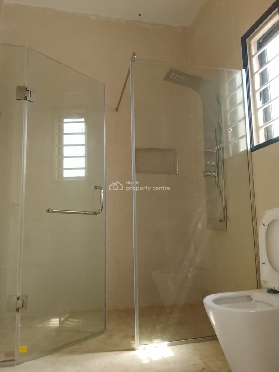2 Unit of  Well Maintained 3-bedroom Apartment with a Gym and a Swimming Pool, Right Hand Side, Lekki Phase 1, Lekki, Lagos, Flat / Apartment for Rent