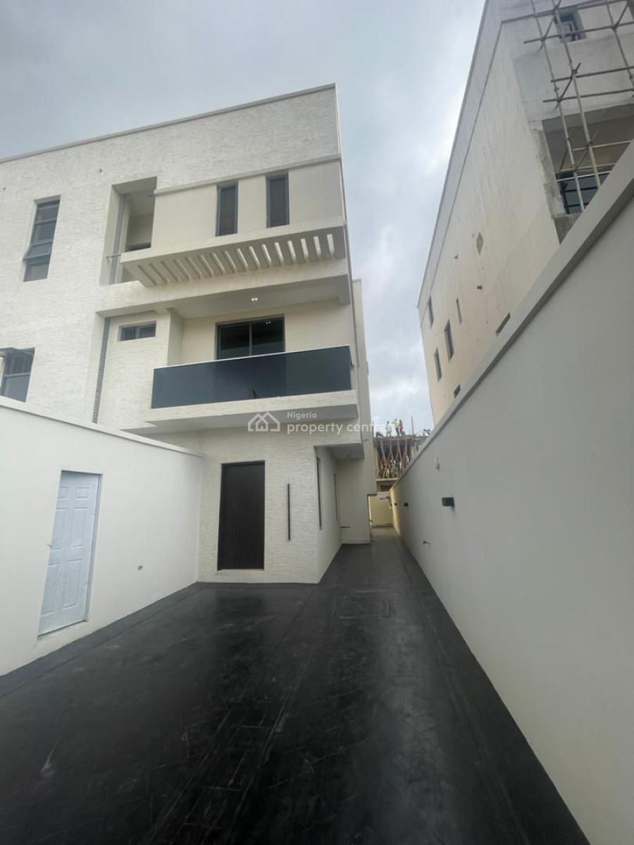 Newly Built and Exquisitely Finished 4 Bedroom Maisonette with a Room, Lekki Phase 1, Lekki, Lagos, House for Rent