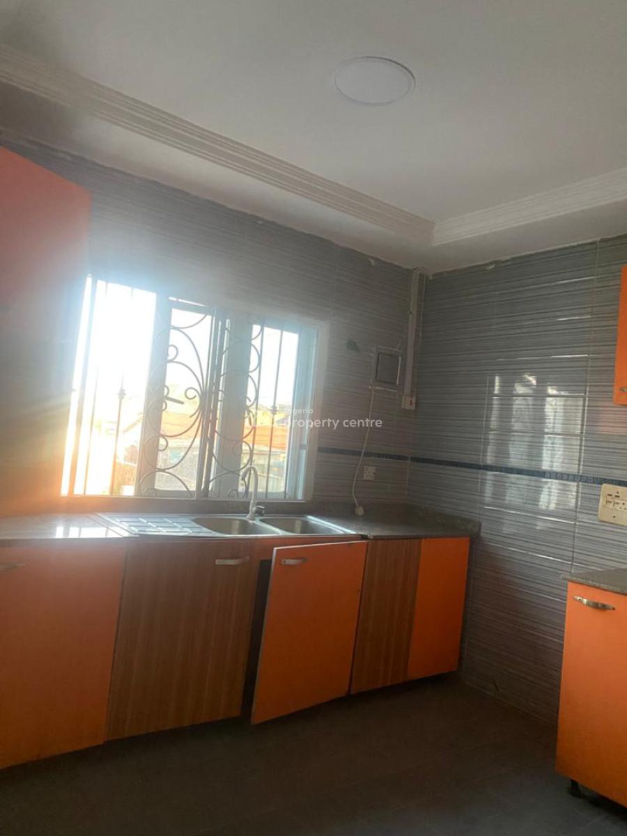 Sharp 2 Bedroom Apartment Upstairs, Silverland Estate, Sangotedo, Ajah, Lagos, Flat / Apartment for Rent
