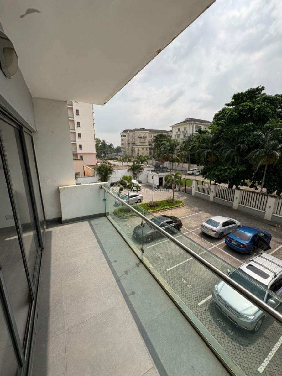 2 Units of Neat & Well-maintained 3-bedroom Apartments on 2nd Floor, Ikoyi, Lagos, Flat / Apartment for Rent