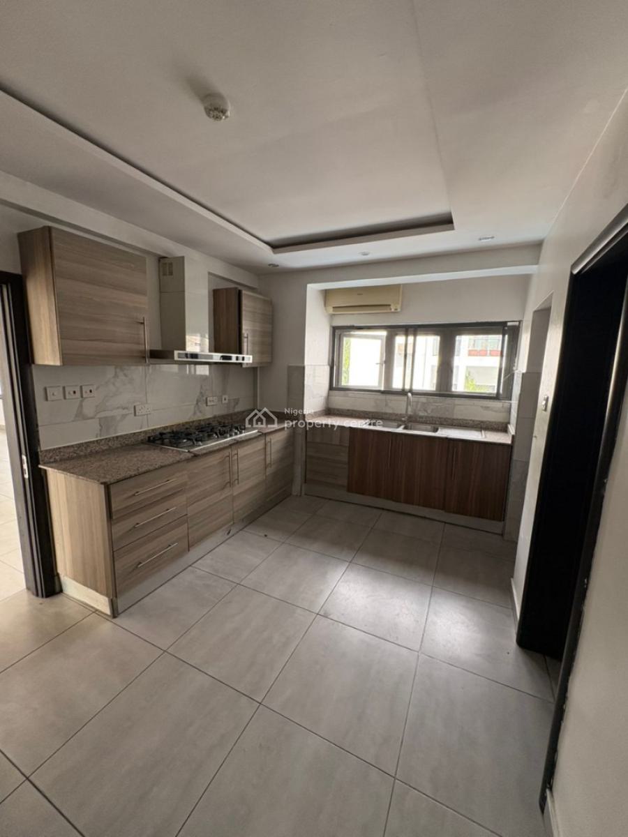 2 Units of Neat & Well-maintained 3-bedroom Apartments on 2nd Floor, Ikoyi, Lagos, Flat / Apartment for Rent