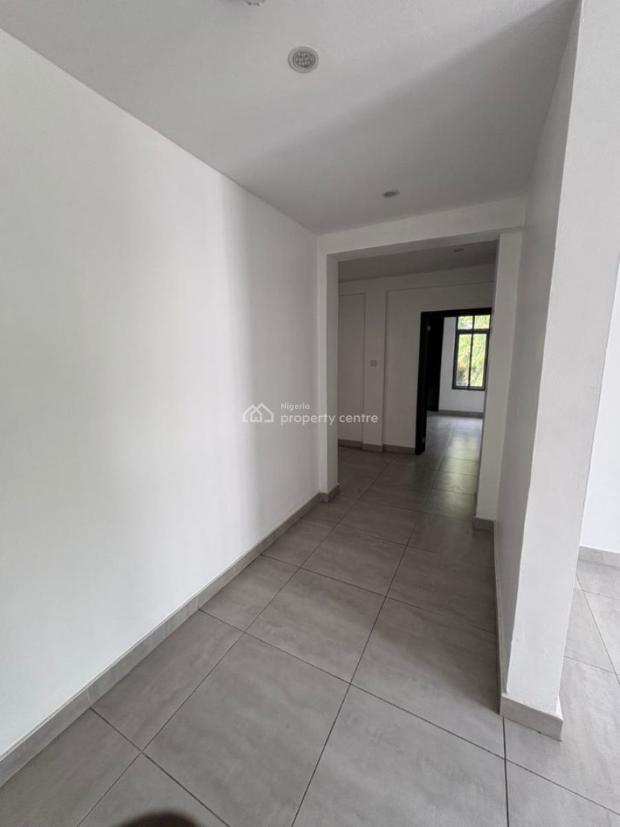 2 Units of Neat & Well-maintained 3-bedroom Apartments on 2nd Floor, Ikoyi, Lagos, Flat / Apartment for Rent