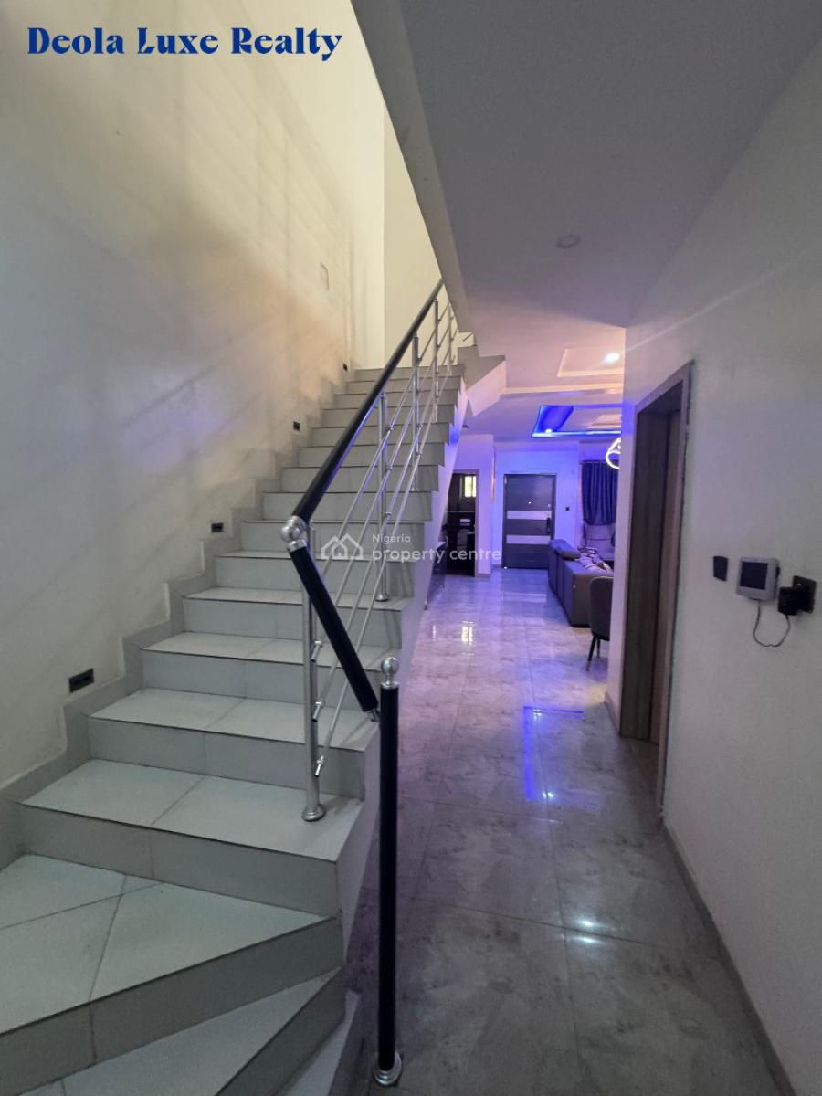 a Well Maintained 4 Bedroom Duplex in a Family Oriented Estate, Lekki Phase 1, Lekki, Lagos, Semi-detached Duplex for Sale