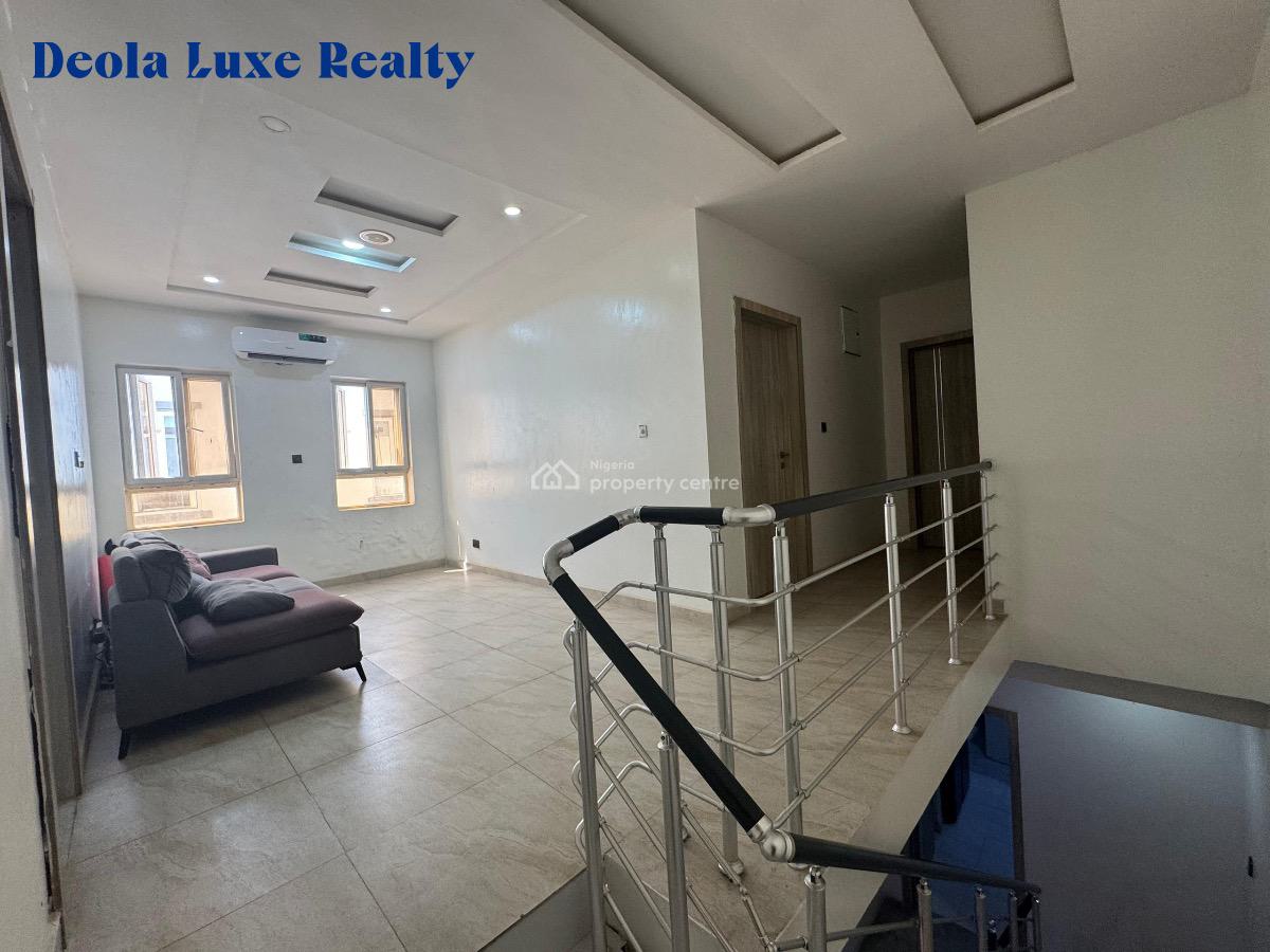 a Well Maintained 4 Bedroom Duplex in a Family Oriented Estate, Lekki Phase 1, Lekki, Lagos, Semi-detached Duplex for Sale