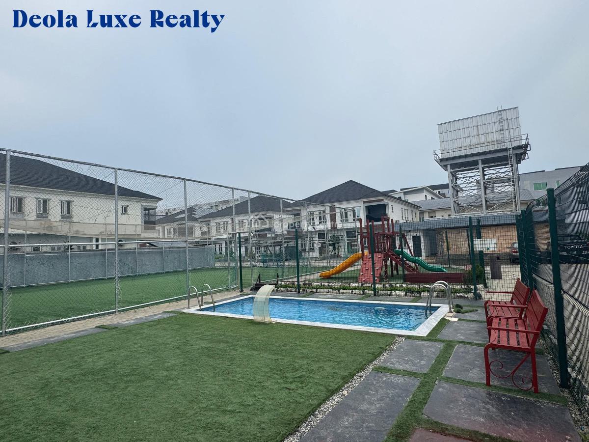 a Well Maintained 4 Bedroom Duplex in a Family Oriented Estate, Lekki Phase 1, Lekki, Lagos, Semi-detached Duplex for Sale