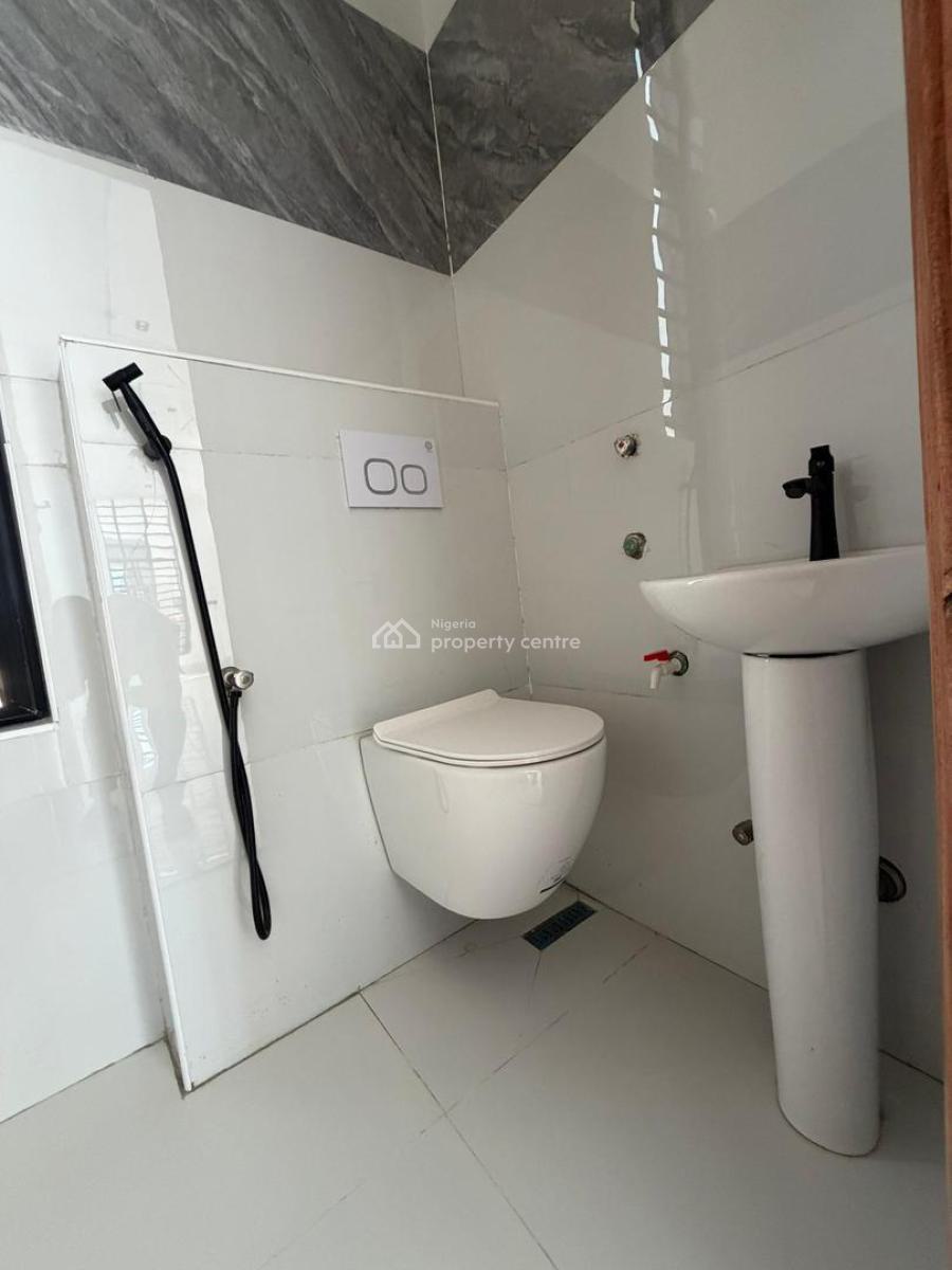 2 Bedroom Apartment, Chevron, Lekki, Lagos, Flat / Apartment for Sale