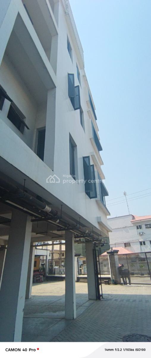 Clean 3 Bedroom Flat Upstairs, By Chevron Toll Gate, Lekki, Lagos, Flat / Apartment for Rent