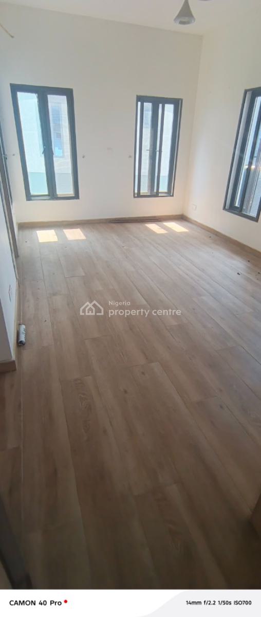 Clean 3 Bedroom Flat Upstairs, By Chevron Toll Gate, Lekki, Lagos, Flat / Apartment for Rent