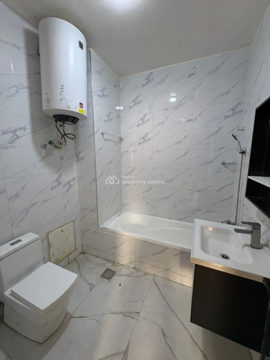 Well-maintained Spacious 3-bedroom Apartments on 1st Floor with Bq, Ikoyi, Lagos, Flat / Apartment for Rent