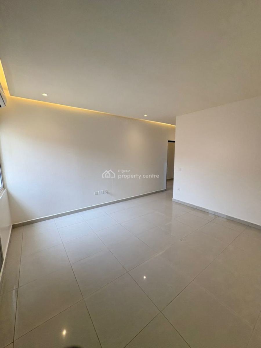 Well-maintained Spacious 3-bedroom Apartments on 1st Floor with Bq, Ikoyi, Lagos, Flat / Apartment for Rent