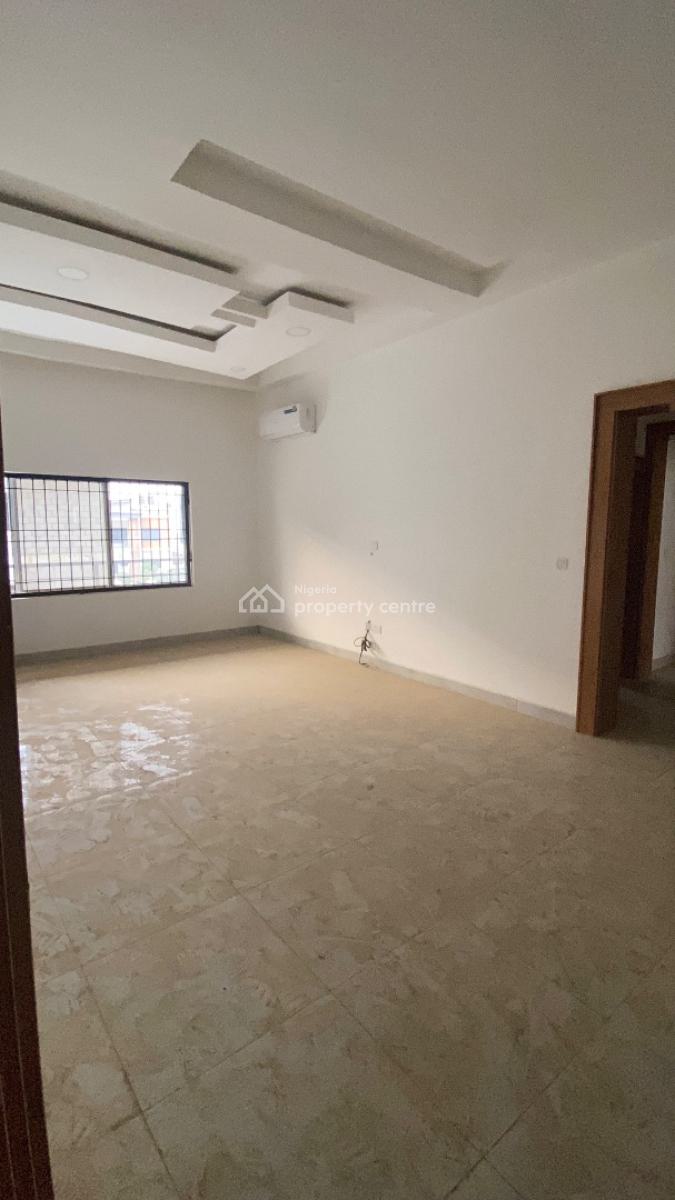 Neatly Built 3 Bedroom Flat, Gilmore, Jahi, Abuja, Flat / Apartment for Rent