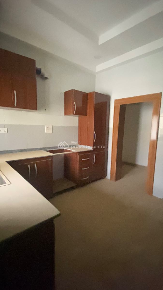 Neatly Built 3 Bedroom Flat, Gilmore, Jahi, Abuja, Flat / Apartment for Rent