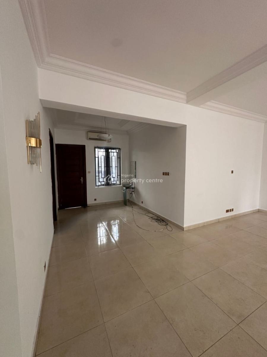 Spacious, Well-maintained 3-bedroom Apartment with Bq, Parkview, Ikoyi, Lagos, Flat / Apartment for Rent