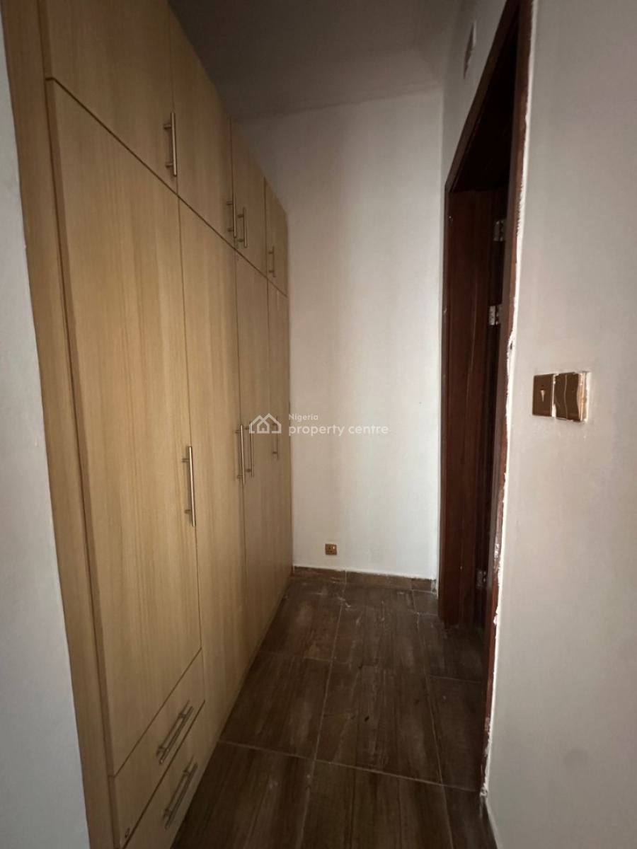 Spacious, Well-maintained 3-bedroom Apartment with Bq, Parkview, Ikoyi, Lagos, Flat / Apartment for Rent