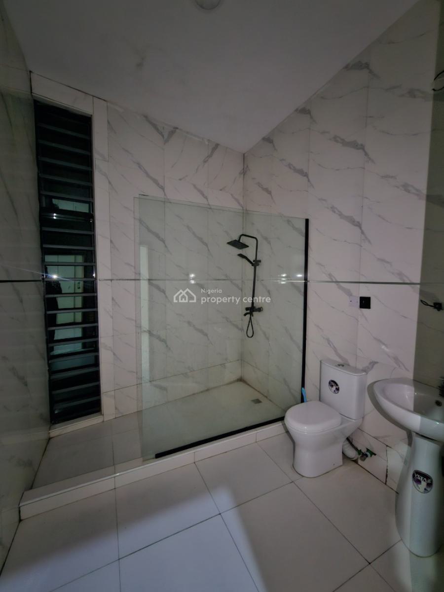 Well Maintained 4 Bedrooms Terrace Duplex, Ajah, Lagos, Terraced Duplex for Sale