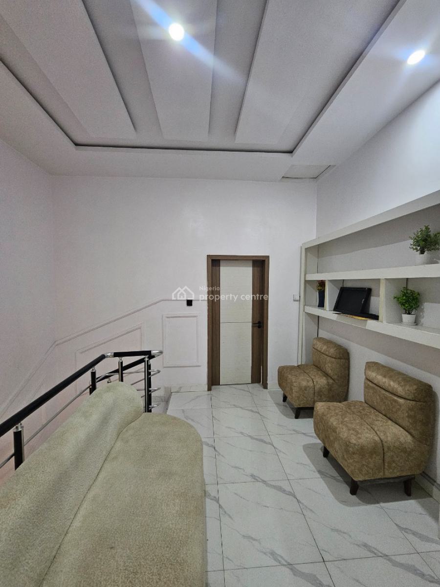 Well Maintained 4 Bedrooms Terrace Duplex, Ajah, Lagos, Terraced Duplex for Sale