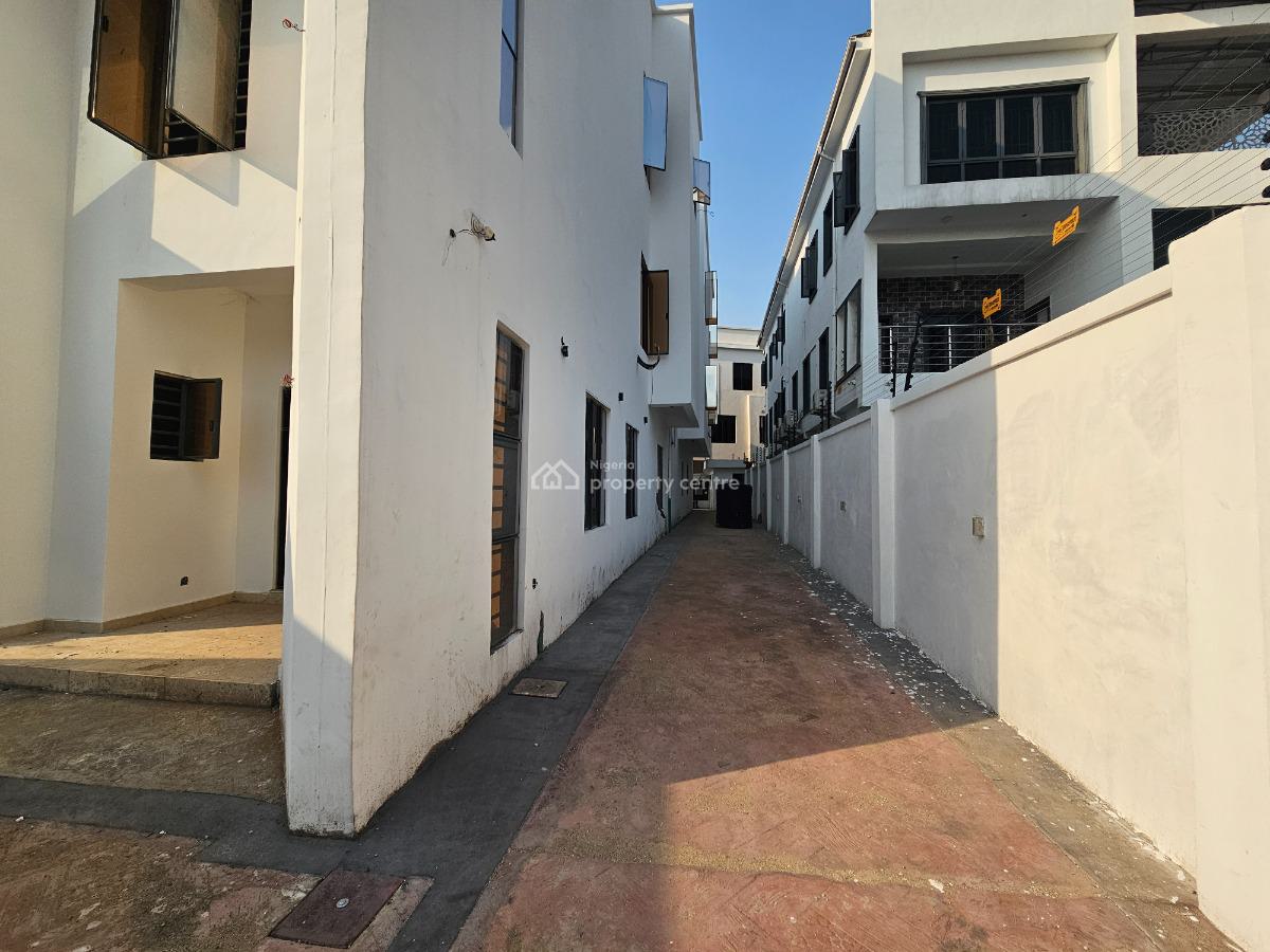 Luxury 6 Bedroom Fully Detached Duplex in a Highbrow Area, Off Isaac John, Ikeja Gra, Ikeja, Lagos, Detached Duplex for Sale