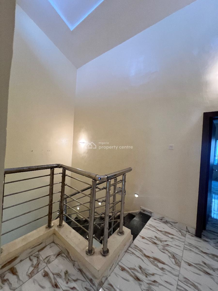 a Magnificent 3bedroom Duplex, Pepperoni Abraham, Lekki Phase 2, Lekki, Lagos, Terraced Duplex for Rent