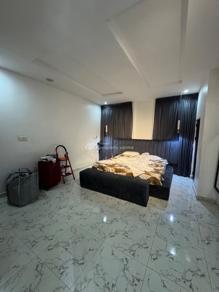 Self Contain Masters, Van Daniel Estate, Conservation Chevron, Lekki Expressway, Lekki, Lagos, Self Contain (single Rooms) for Rent