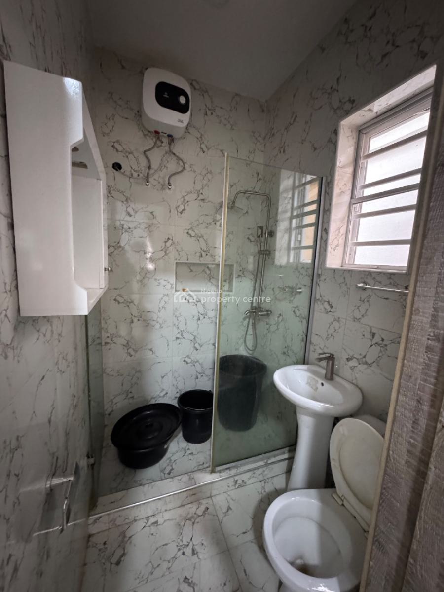 Self Contain, Van Daniel Estate, Conservation Chevron, Lekki Expressway, Lekki, Lagos, Self Contain (single Rooms) for Rent