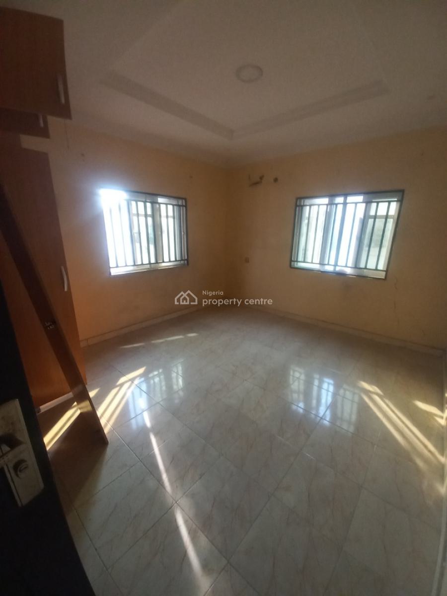 Super Spacious 3 Bedroom Apartment, Aptech Estate, Sangotedo, Ajah, Lagos, Flat / Apartment for Rent