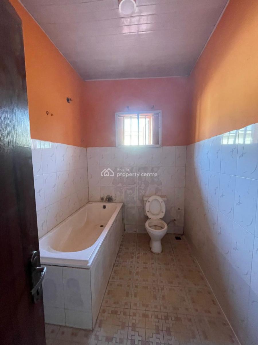 a Well Located 4-bedroom Detached Bungalow (self Compound), Carlton Gate Estate, Akobo, Ibadan, Oyo, Detached Bungalow for Rent