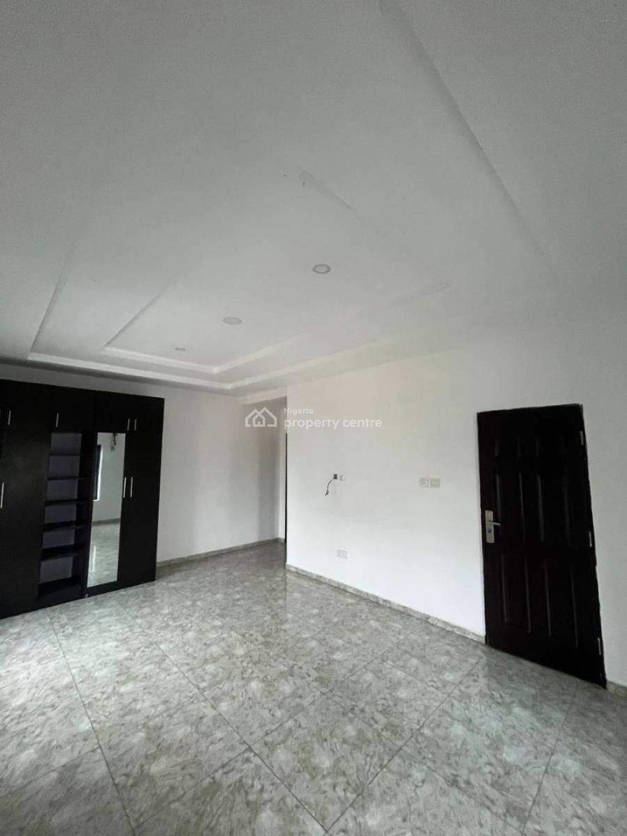 3  Bedroom Apartment with Bq, Ikate, Lekki, Lagos, Flat / Apartment for Sale