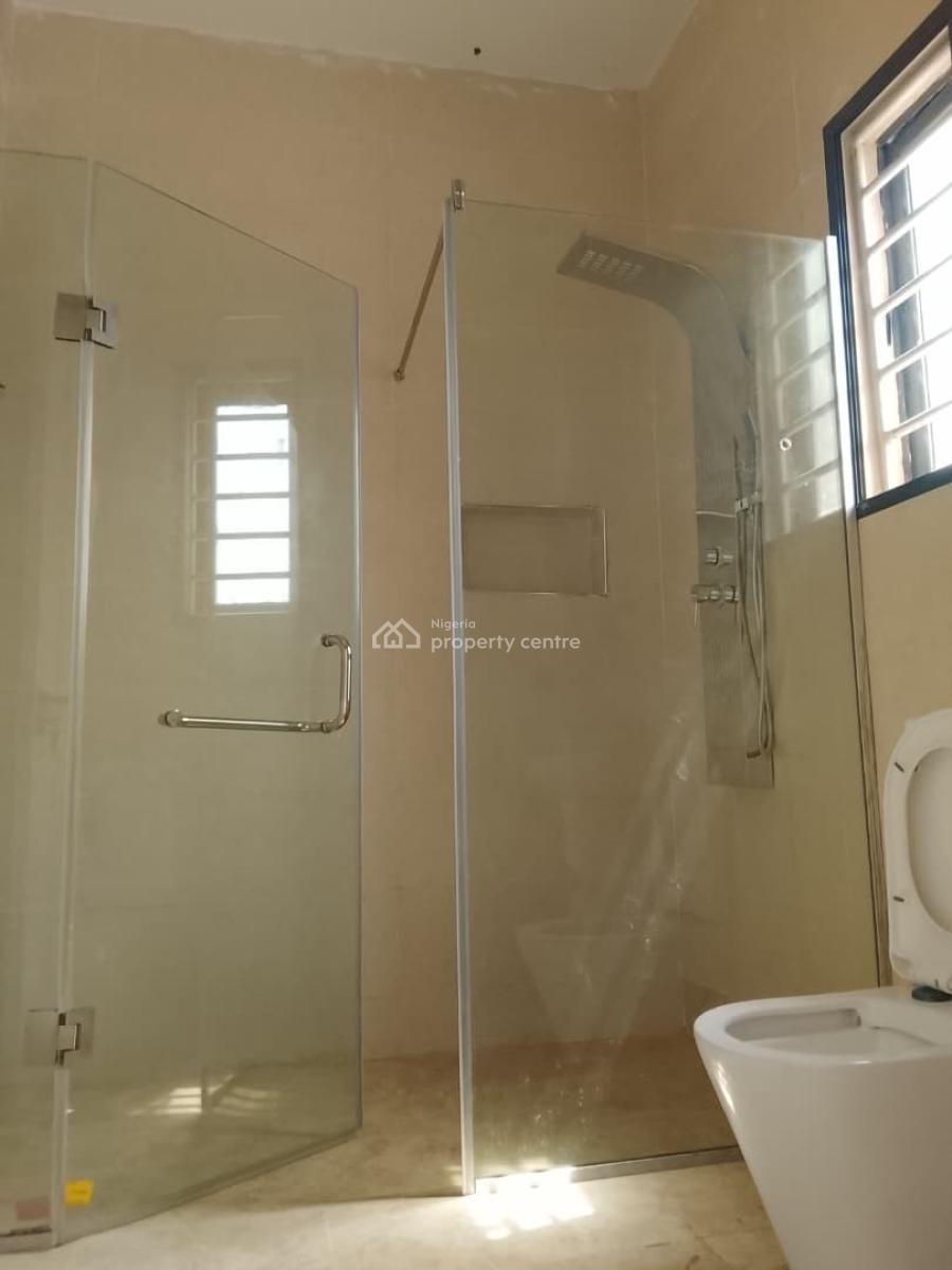3 Bedroom Apartment, Lekki Phase 1, Lekki, Lagos, Flat / Apartment for Rent